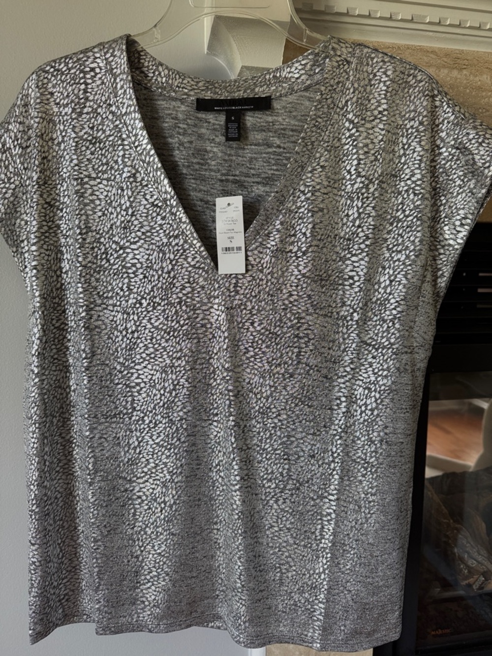 WHBM Gray and White metallic Patterned V-Neck Top, NWT